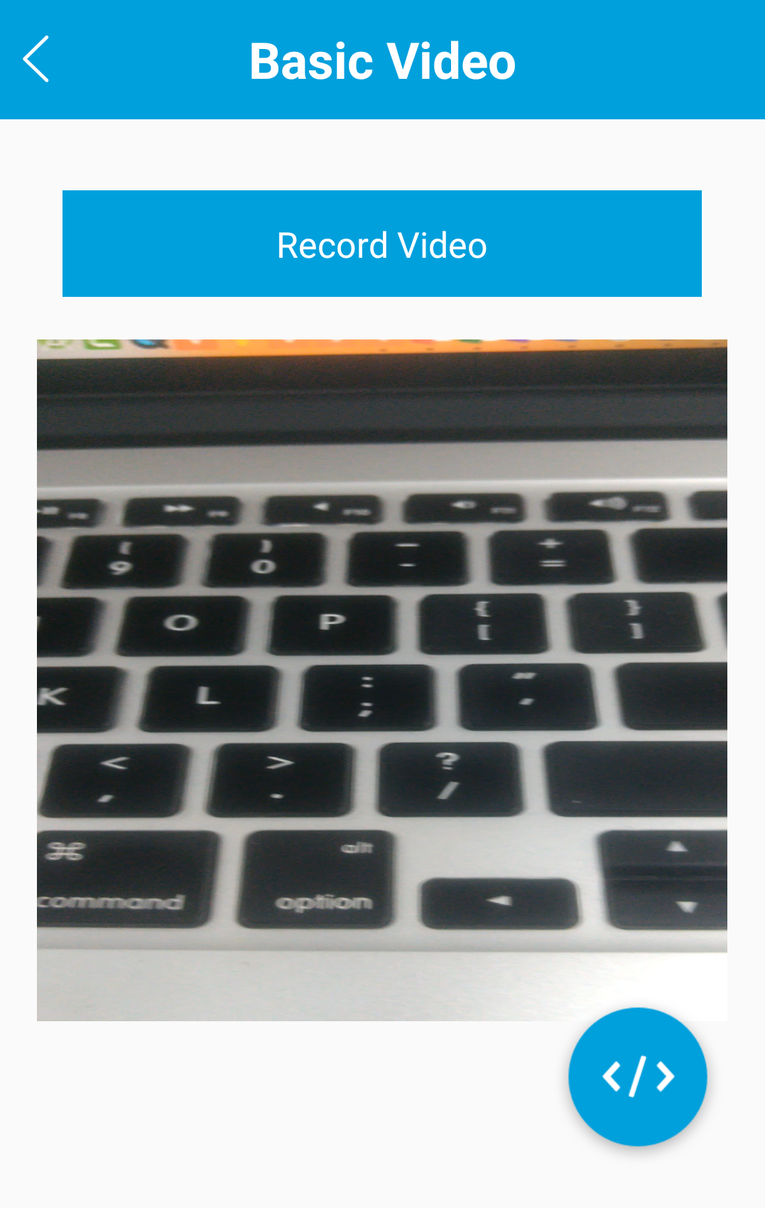 Camera Feature App - Screen-Thumbnail